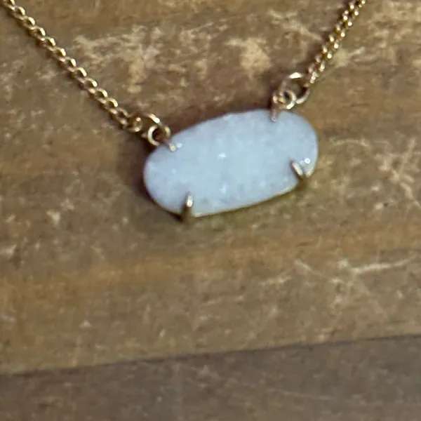 Luna Norte gold tone druzy quartz pendant necklace - Image 4