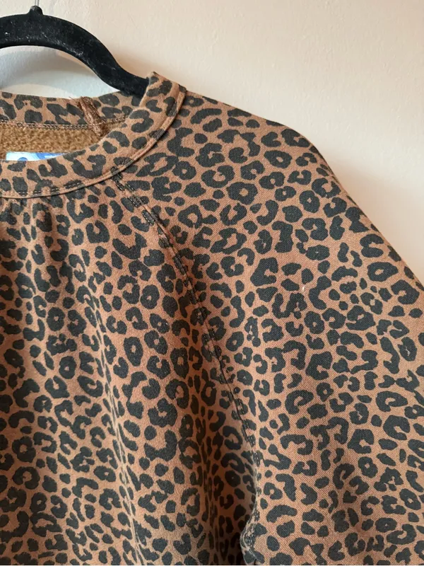 Marine Layer Women’s Cloud 9 Fleece Lined Leopard ‎Crewneck Sweatshirt Size M - Image 5