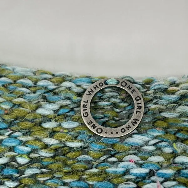 ONE GIRL WHO Sweater Women's M/L‎ Green Blue Flecked Ribbed One Button Cardigan - Image 10