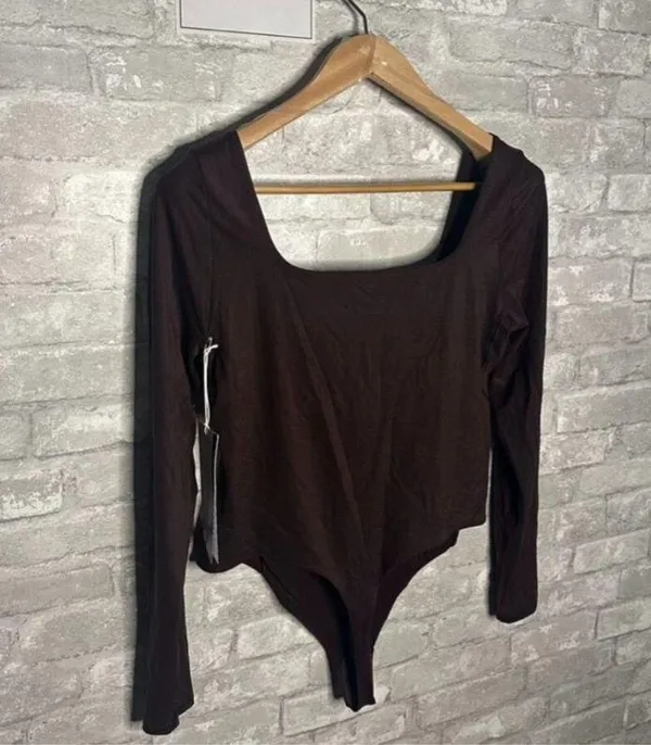 Lululemon Nulu Square Neck Long Sleeve Bodysuit Thong Cut NWT Size Large (FRPR) - Image 6