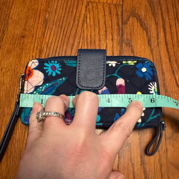 Vera Bradley Wallet Wristlet Zip ID Blue Floral Midnight Blues Card Case Bills - Image 2