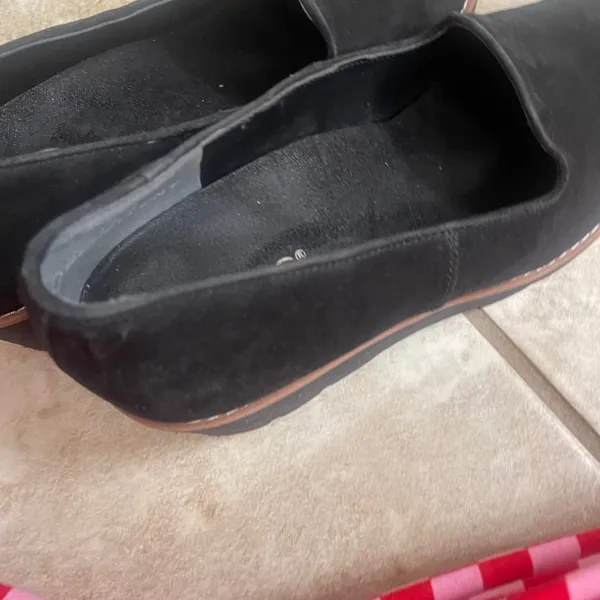 Vionic Willa Wedge Black Suede Water Repellent Loafers Womens 9.5 shoes casual - Image 9