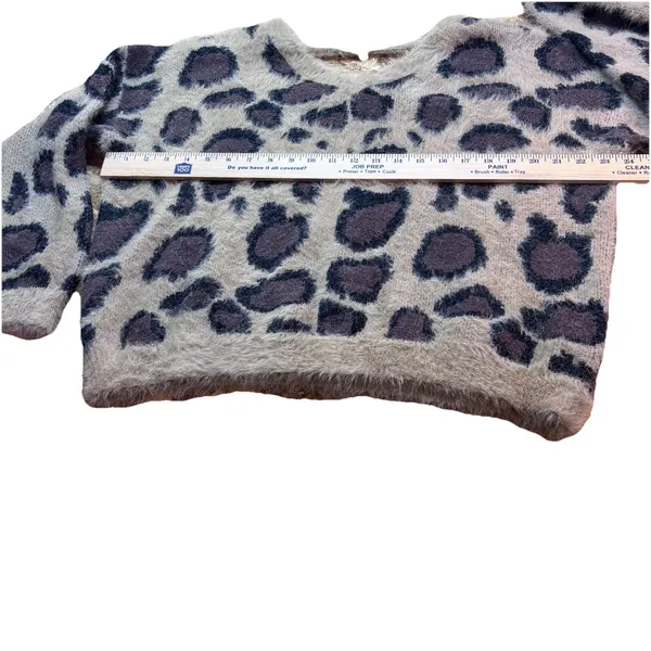 L Love Leopard Print Fuzzy Eyelash Knit Sweater Boho Festival Cozy top size L - Image 13