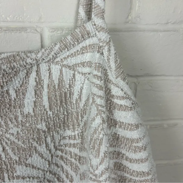 LOFT Neutral Nubby Knit Palm Leaf Patterned Tank Top Size M - Image 5