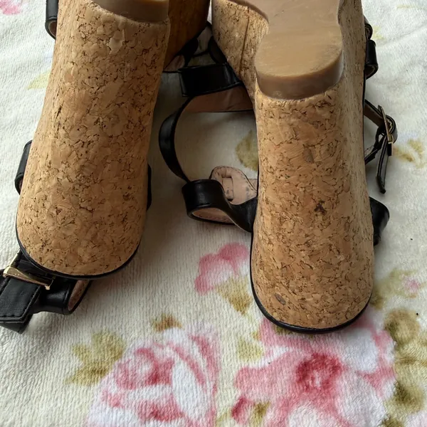 ✨3/$30✨KAYLEEN Black Cork Wedge Sandals, Black Straps Size 6 - Image 6
