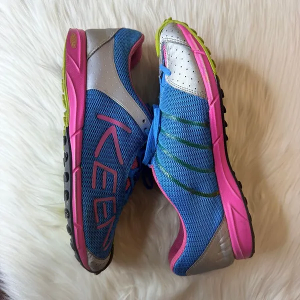 Keen Women's A86 Sneaker Size 8.5 - Image 10