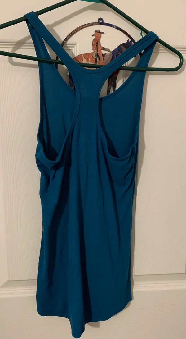 Old Navy Active Tank Top - Image 2
