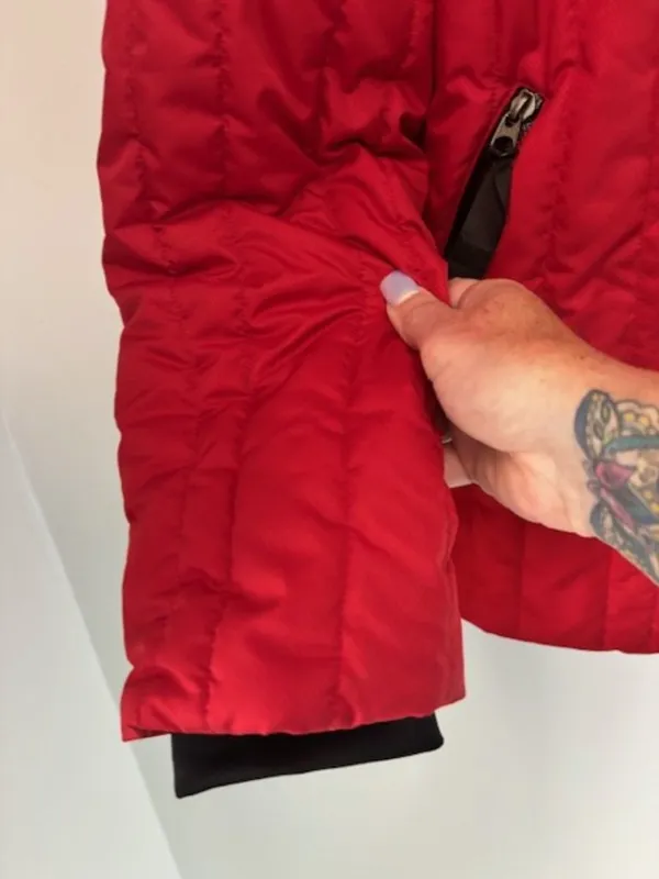Nike Women’s Size M Red Quilted Full Zip Lightweight Jacket Zip Pockets - Image 6