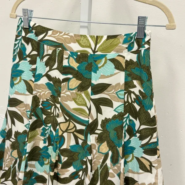 Ann Taylor Petites Floral A-Line Pleated Skirt Teal Olive Green 0P 166887 Boho - Image 3