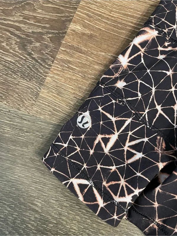 lululemon athletica Pace Rival Skirt Geometric Print Skort Size 12 - Image 3