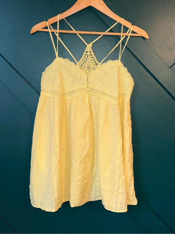 Urban Outfitters Yellow Lace-Detail Spaghetti Strap Cami with pockets - Image 4