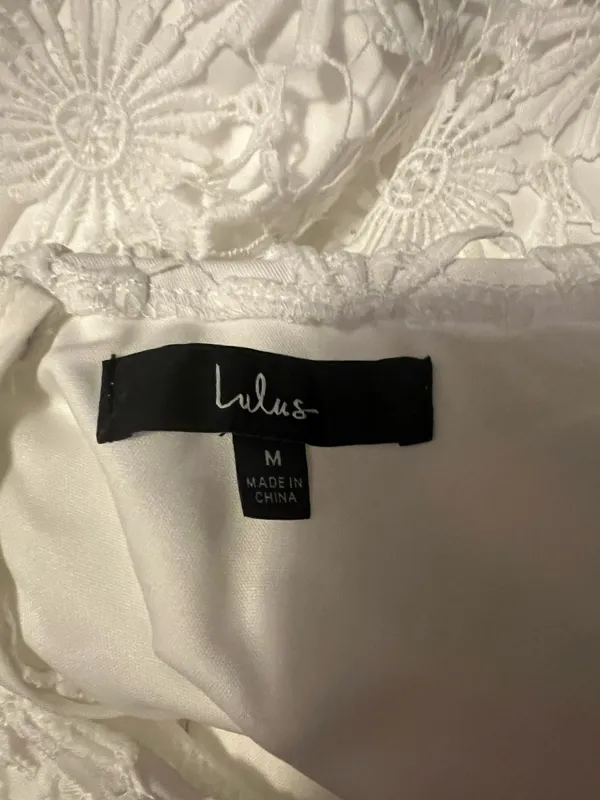 White Lulus Lace Dress - Image 4