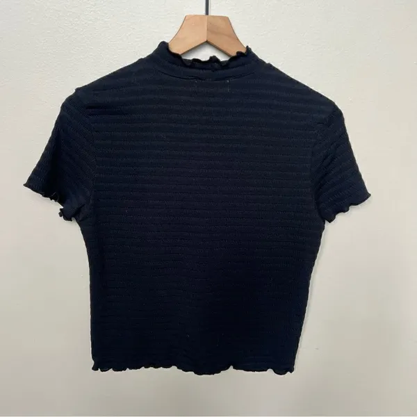 Planet Gold Macy’s NWT Black Mock Neck Lettuce Trim Ribbed Short Sleeve Top - Image 7