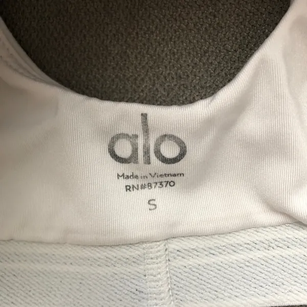 Alo Yoga Airbrush Heart Throb Bra White/Black S - Image 4