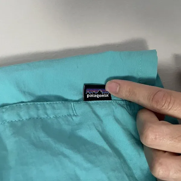 Patagonia Size XS Barely Baggies Aqua Blue 2” Inseam Shorts Nylon - Image 2