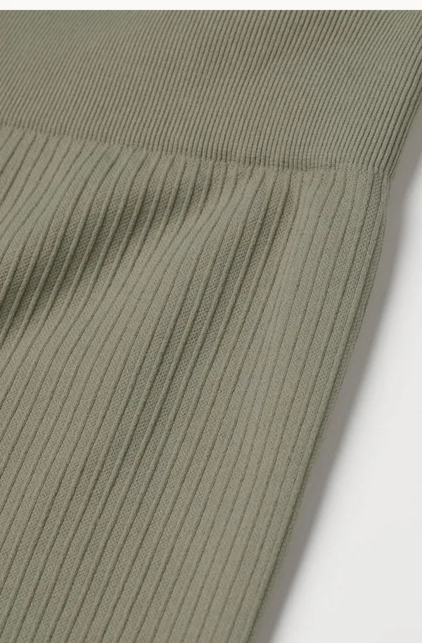 H&M Sports Bra & Leggings Set Olive Green - Image 4