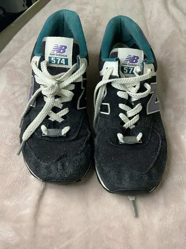 New Balance 574 kSneakers mens shoes size 8.5 - Image 2