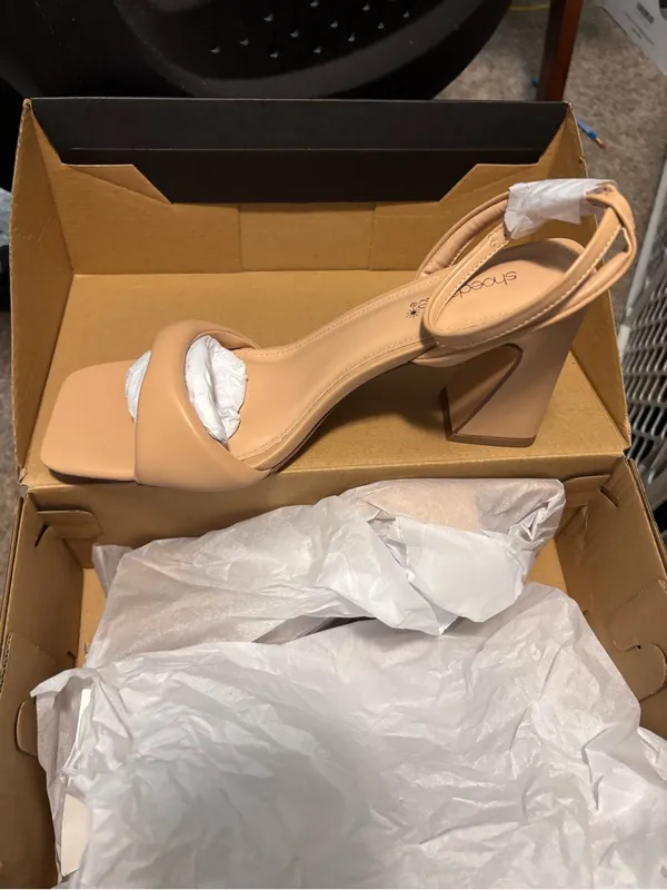 Shoe Dazzle Blush Nude Square - Image 6