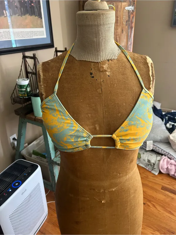 Icon Swim Yellow & Light Blue Marble String Bikini Top | Size Large (New) - Image 7