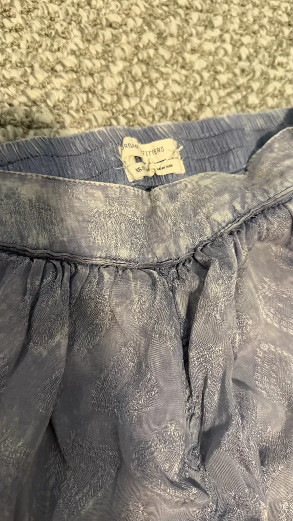 Lightweight Washed look Lilac Patterned Pull-On Pants Urban Outfitters XS - Image 4
