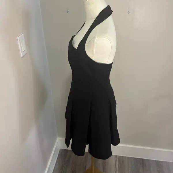 ASTR The Label Black Halter Mini Dress Square Neck A-Line Pleated Small - Image 7