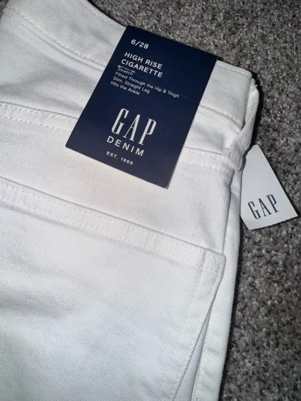 Gap Jeans Women’s - Image 11