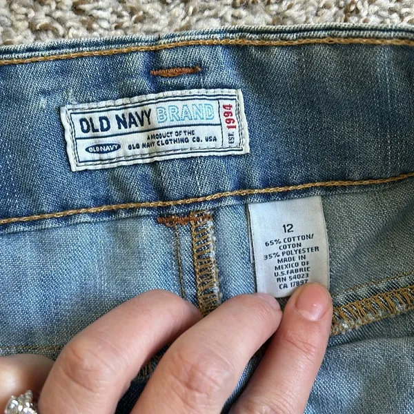 🦋 Old Navy Denim Jean Mini Skirt Casual Size 12 - Image 2