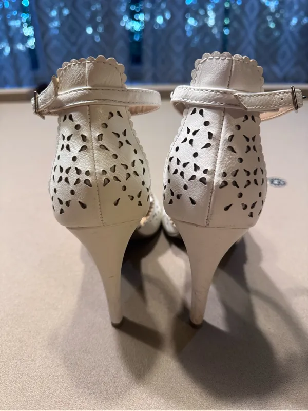 LC Lauren Conrad White Scalloped Perforated Ankle-Strap Heels - Image 4