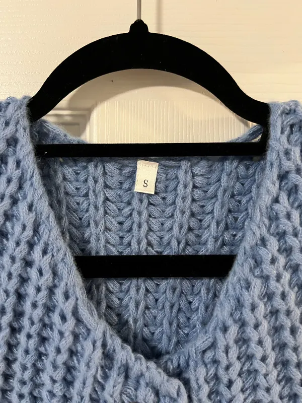 Button up sweater Blue - Image 2