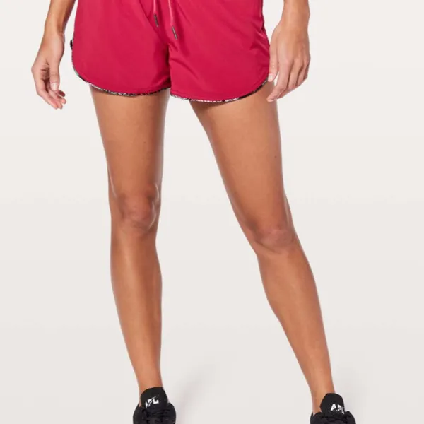 Lululemon Choose A Side Short‎ 3" - Reversible - Size 4. - Image 7