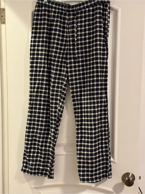 GAP Black & White Plaid Women’s Button-Up Pajama Set SZ M - Image 4