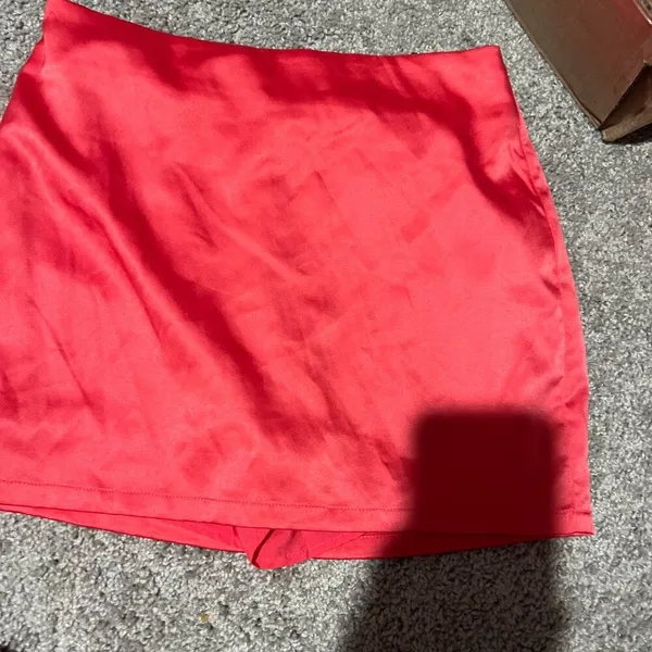 Superdown Revolve Thea Mini Skort Size Small Lined Satin Hot Pink‎ Skirt xs - Image 6