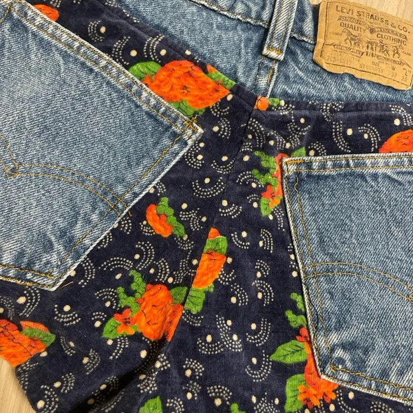 Vintage Levi’s Denim Shorts - Image 4