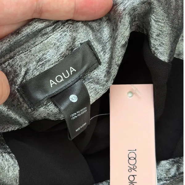Aqua Bloomingdale's Exclusive‎ Metallic Silver Ruched Mini Skirt XS NEW - Image 5