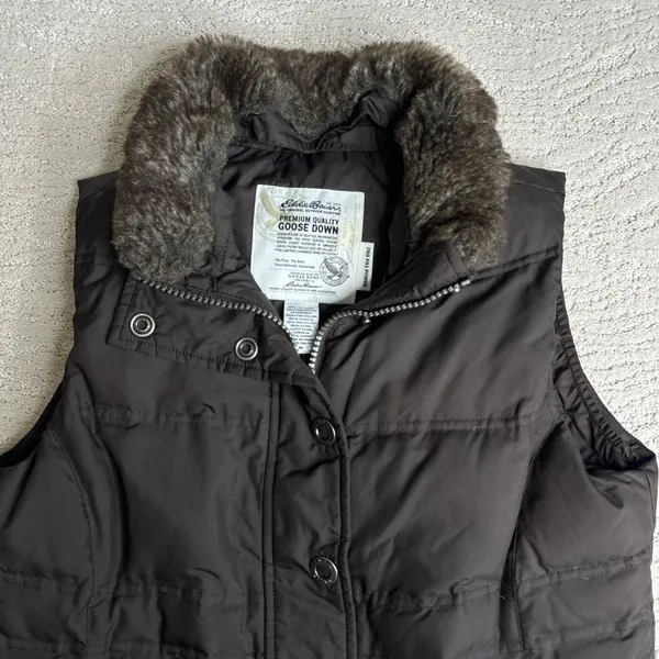 Women's Eddie Bauer Medium Premium‎ 700 Fill Goose Down Brown Vest Fur Neck - Image 2
