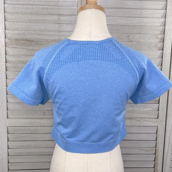 Cropped Activewear Tee Blue - Image 2