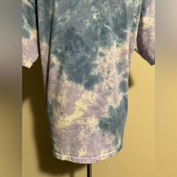 EUC Nickelodeon Blue and Purple SpongeBob Tie Dye Tee size large - Image 8
