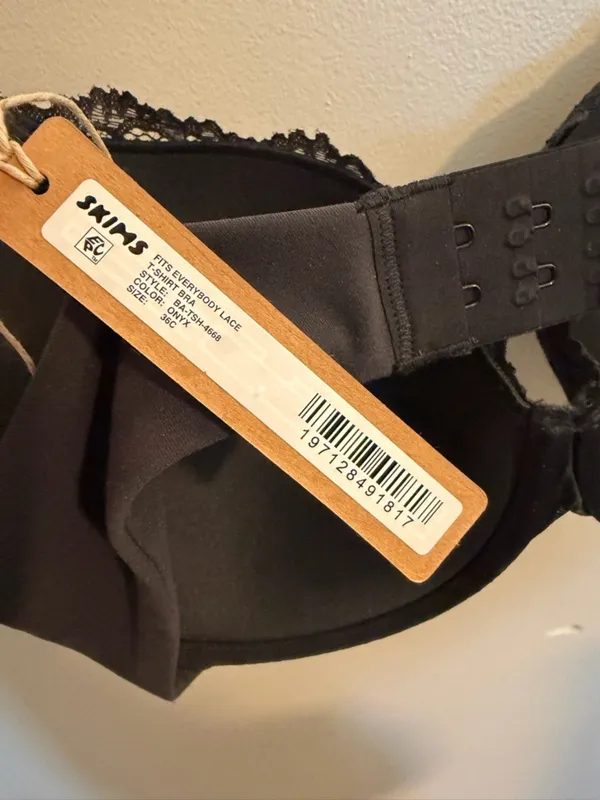 Skims Fits Everybody Lace T-Shirt Bra - 36C - Image 7