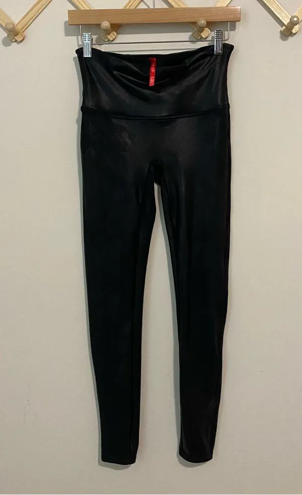 Spanx Black Shiny Faux Leather Leggings size Large - Image 2