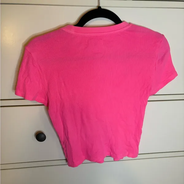 Aritzia TNA Chill Ortiz Cropped shirt - Image 3