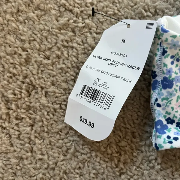 Ultra soft Blue and white Floral Racerback plunge Sports Bra never worn - Image 7