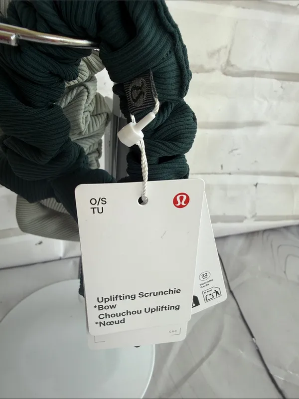 Lululemon Uplifting Bow Scrunchie Set of Two in Warp Teal & Jade Grey - Image 2