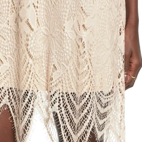 Elegant Cream Lace Dress - Image 2