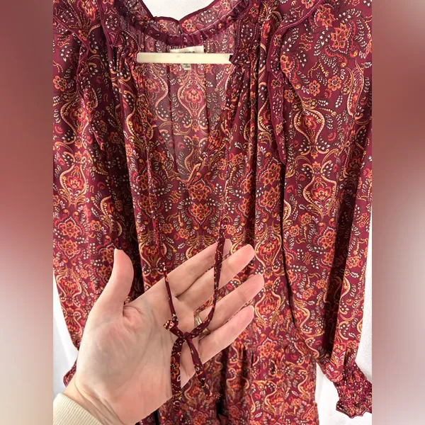 Max Studio Burgundy Tiered Shift‎ Floral Print Smocked Paisley Dress Medium EUC - Image 2