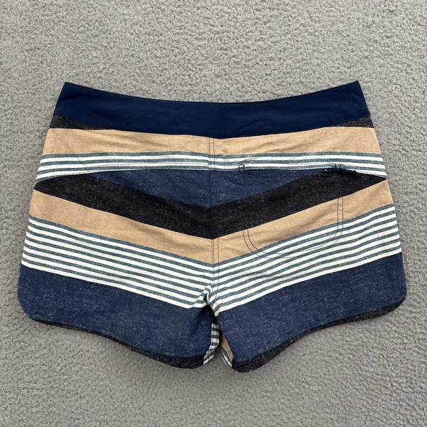 Patagonia Wavefarer Boardshorts 5" Athletic Outdoor Beach Summer Women's 6 - Image 3