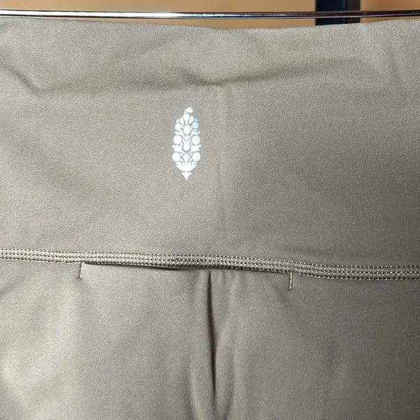 Free People Movement Ultra High Rise Leggings Olive Green Size Medium Pockets - Image 9