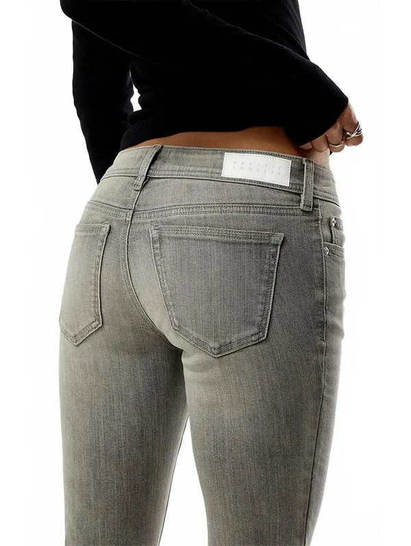 Pacsun Alana Ultra Low Rise Flare Jeans Gray NWT Montreal Size 25 - Image 3