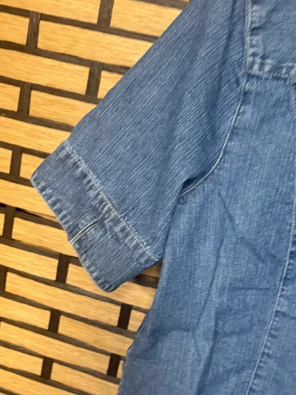 Faded glory denim snap front top size large - Image 5