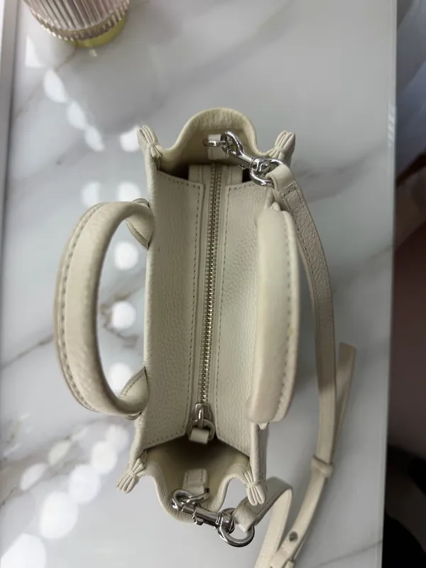 Marc Jacob’s Mini Cream Tote Bag - Image 3
