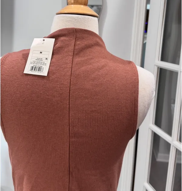 A New Day Mock Neck Ribbed Brown Sleeveless Tank Top - Image 5